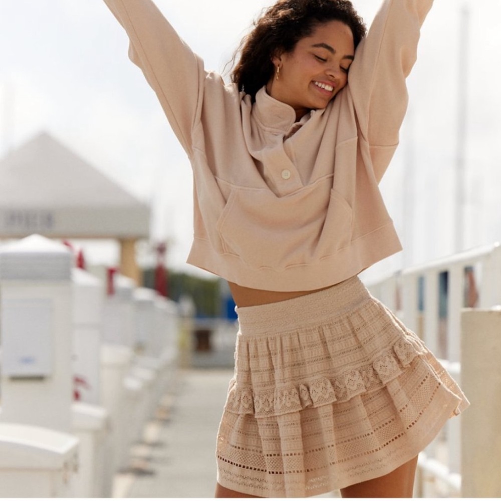 EUC Aerie Lace crop tank and ruffled skirt set, Linen size XS ~$90